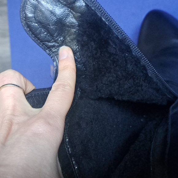 Winter heeled ankle boots, black leather, sz37 - Picture 6 of 6